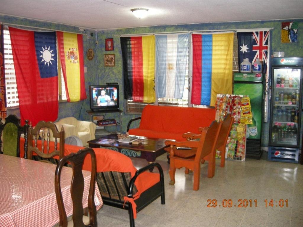 Tamarindo Hostel San Pedro Sula Eksteriør bilde